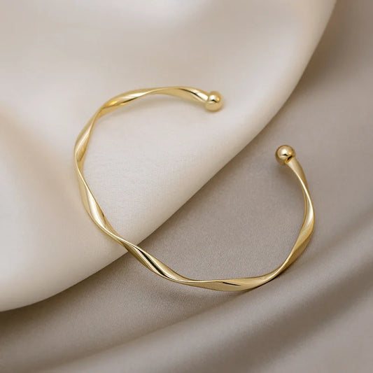 Pulsera Dorada Twist