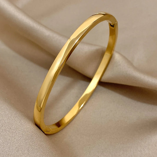 Pulsera Dorada Minimal